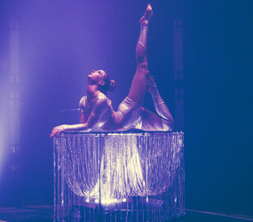 LUXURY LED DIAMOND TABLE CONTORTION ACT HIRE 